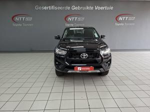 Toyota Hilux 2.4 GD-6 Raider 4X4 automaticD/C - Image 4