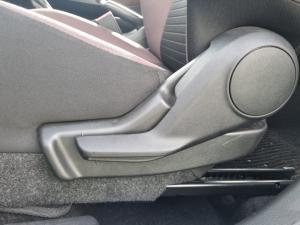 Suzuki Fronx 1.5 GL - Image 18