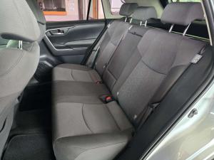 Toyota RAV4 2.0 GX CVT - Image 12