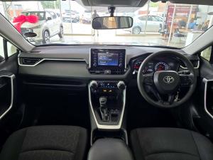 Toyota RAV4 2.0 GX CVT - Image 7