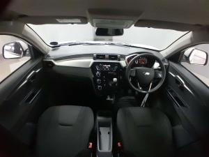 Mahindra KUV 100 1.2 K6+ NXT - Image 8