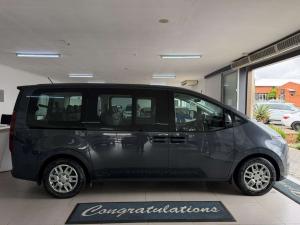 Hyundai Staria 2.2D Executive automatic - Image 8