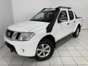 Nissan Navara 2.5dCi double cab 4x4 Safari auto - Image 1
