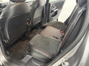 Mercedes-Benz GLB GLB250 AMG Line - Image 8