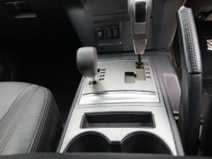 Mitsubishi Pajero 5-door 3.2DI-D GLS - Image 15