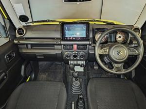 Suzuki Jimny 1.5 GLX AllGrip 5-door manual - Image 7
