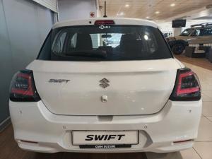 Suzuki Swift 1.2 GLX manual - Image 6