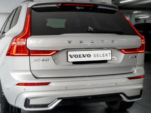 Volvo XC60 B5 AWD Plus Dark - Image 17
