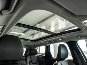 Volvo XC60 B5 AWD Plus Dark - Image 20