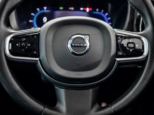 Volvo XC60 B5 AWD Plus Dark - Image 22