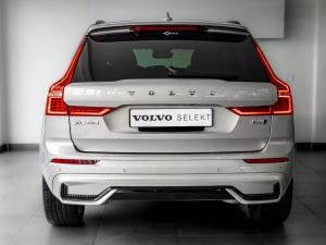 Volvo XC60 B5 AWD Plus Dark - Image 6