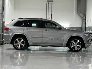 Jeep Grand Cherokee 3.6L Summit - Image 4
