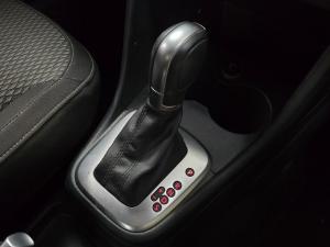 Volkswagen Polo sedan 1.6 Comfortline auto - Image 11