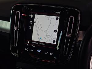 Volvo XC40 D4 AWD Momentum - Image 10