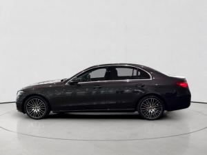 Mercedes-Benz C-Class C200 Avantgarde - Image 4