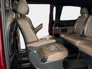 Mercedes-Benz V-Class V250d Avantgarde AMG Line - Image 14
