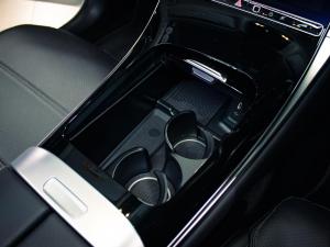 Mercedes-Benz GLC GLC300 4Matic Avantgarde - Image 13