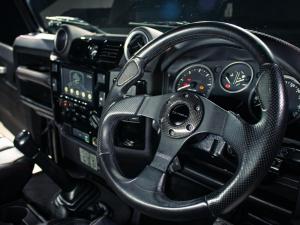 Land Rover Defender 110 TD station wagon S - Image 23