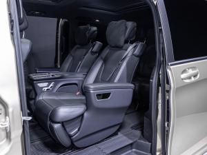 Mercedes-Benz V-Class V300d Exclusive - Image 18