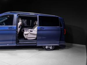 Mercedes-Benz V-Class V300d Exclusive - Image 10