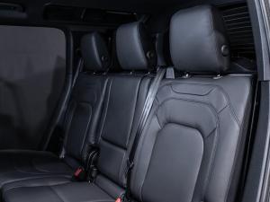 Land Rover Defender 110 D350 X-Dynamic HSE - Image 17