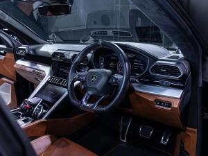 Lamborghini Urus Urus - Image 19