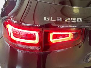 Mercedes-Benz GLB GLB250 Progressive - Image 20