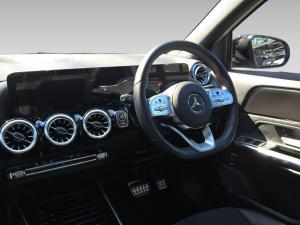 Mercedes-Benz GLA GLA200d Progressive - Image 12