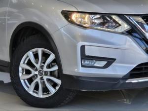 Nissan X-Trail 2.5 4x4 Acenta Tech - Image 8