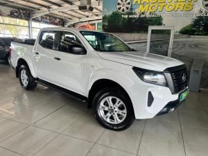 Nissan Navara 2.5DDTi double cab SE Plus auto - Image 1