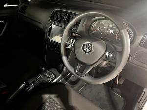 Volkswagen Polo Vivo hatch 1.4 - Image 8