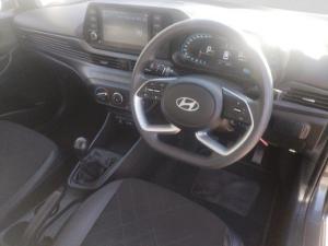 Hyundai i20 1.2 Premium - Image 16