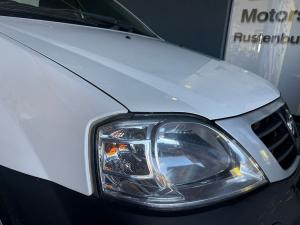 Nissan NP200 1.6i safety pack (aircon) - Image 6