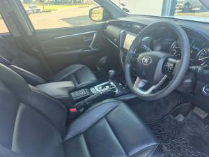 Toyota Fortuner 2.4GD-6 auto - Image 8