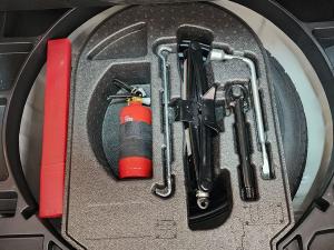 Toyota Corolla Cross 1.8 Hybrid XS - Image 30