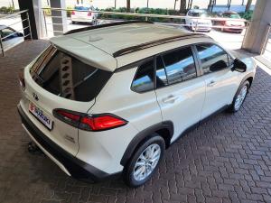Toyota Corolla Cross 1.8 Hybrid XS - Image 9