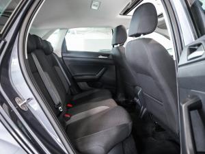 Volkswagen Polo hatch 1.0TSI Life manual - Image 16