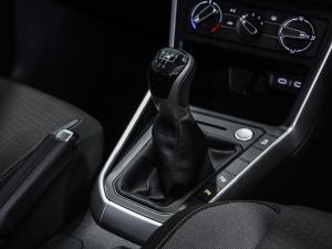 Volkswagen Polo hatch 1.0TSI Life manual - Image 20