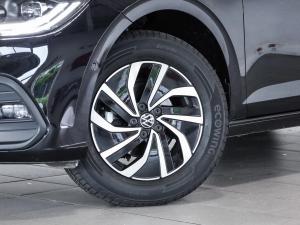 Volkswagen Polo hatch 1.0TSI Life manual - Image 2