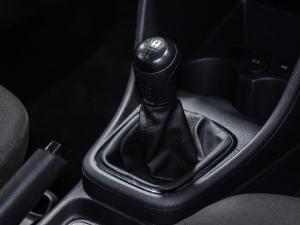 Volkswagen Polo Vivo hatch 1.4 - Image 17