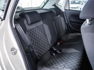 Volkswagen Polo Vivo hatch 1.6 Style - Image 14