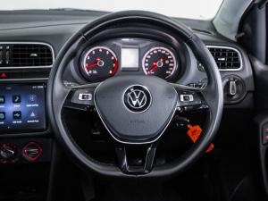 Volkswagen Polo Vivo hatch 1.6 Style - Image 16