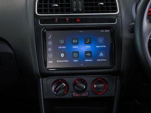 Volkswagen Polo Vivo hatch 1.6 Style - Image 17