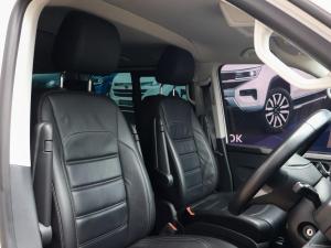 Volkswagen Caravelle 2.0BiTDI auto - Image 11