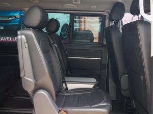 Volkswagen Caravelle 2.0BiTDI auto - Image 12