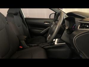 Toyota Corolla Cross 1.8 Xi - Image 10