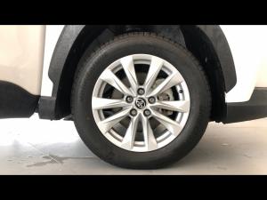 Toyota Corolla Cross 1.8 Xi - Image 17