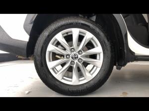 Toyota Corolla Cross 1.8 Xi - Image 20