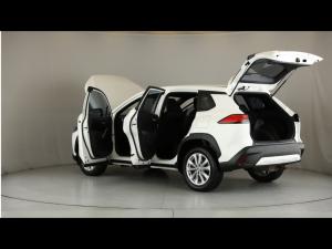 Toyota Corolla Cross 1.8 Xi - Image 25