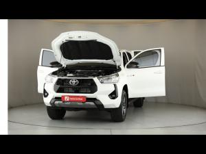 Toyota Hilux 2.4GD-6 double cab 4x4 Raider auto - Image 28